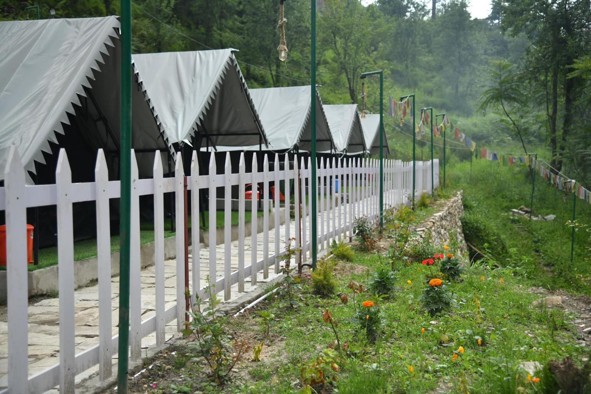 Himtrek Riverside Camps, Касол Екстериор снимка