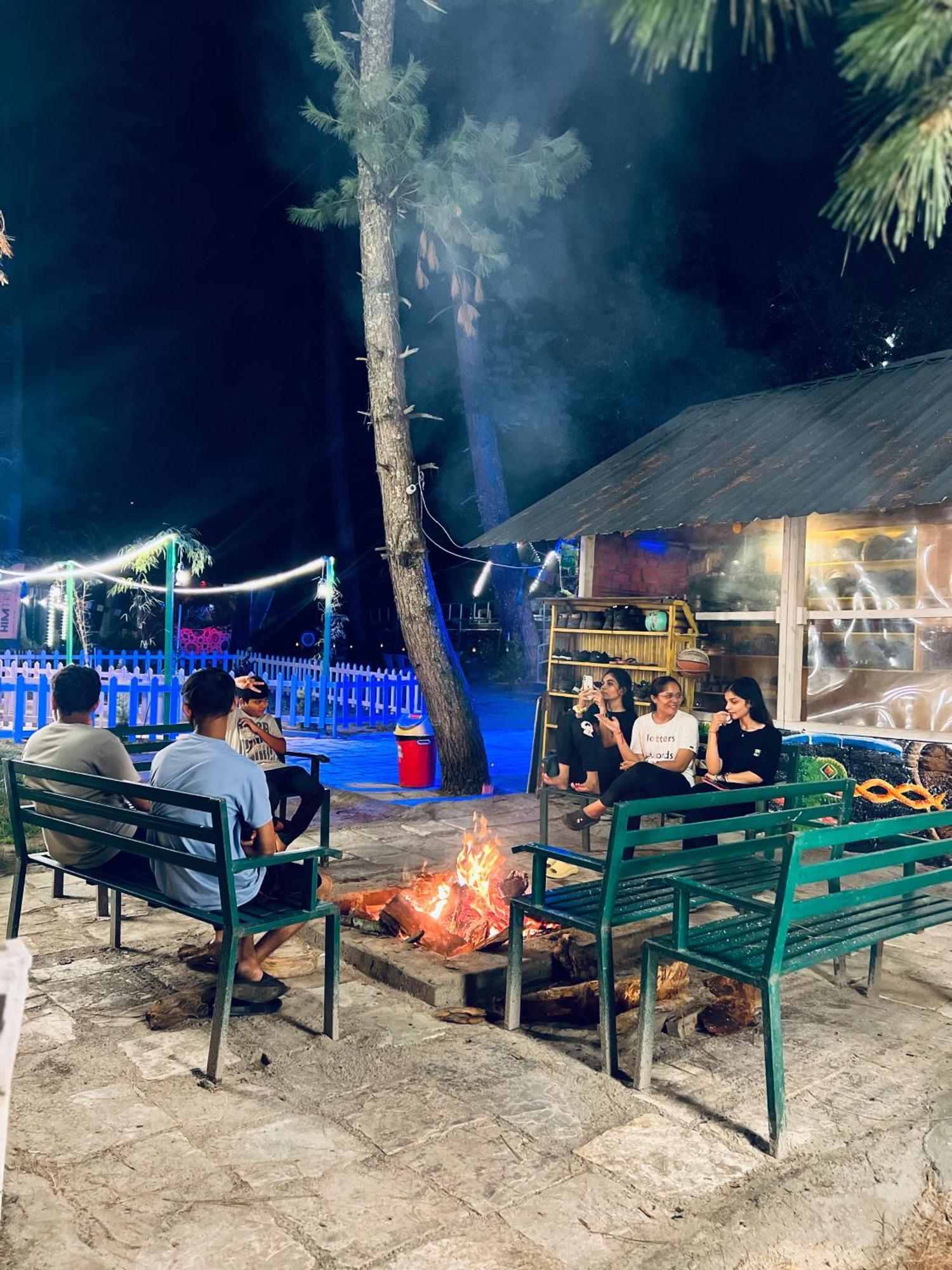 Himtrek Riverside Camps, Касол Екстериор снимка